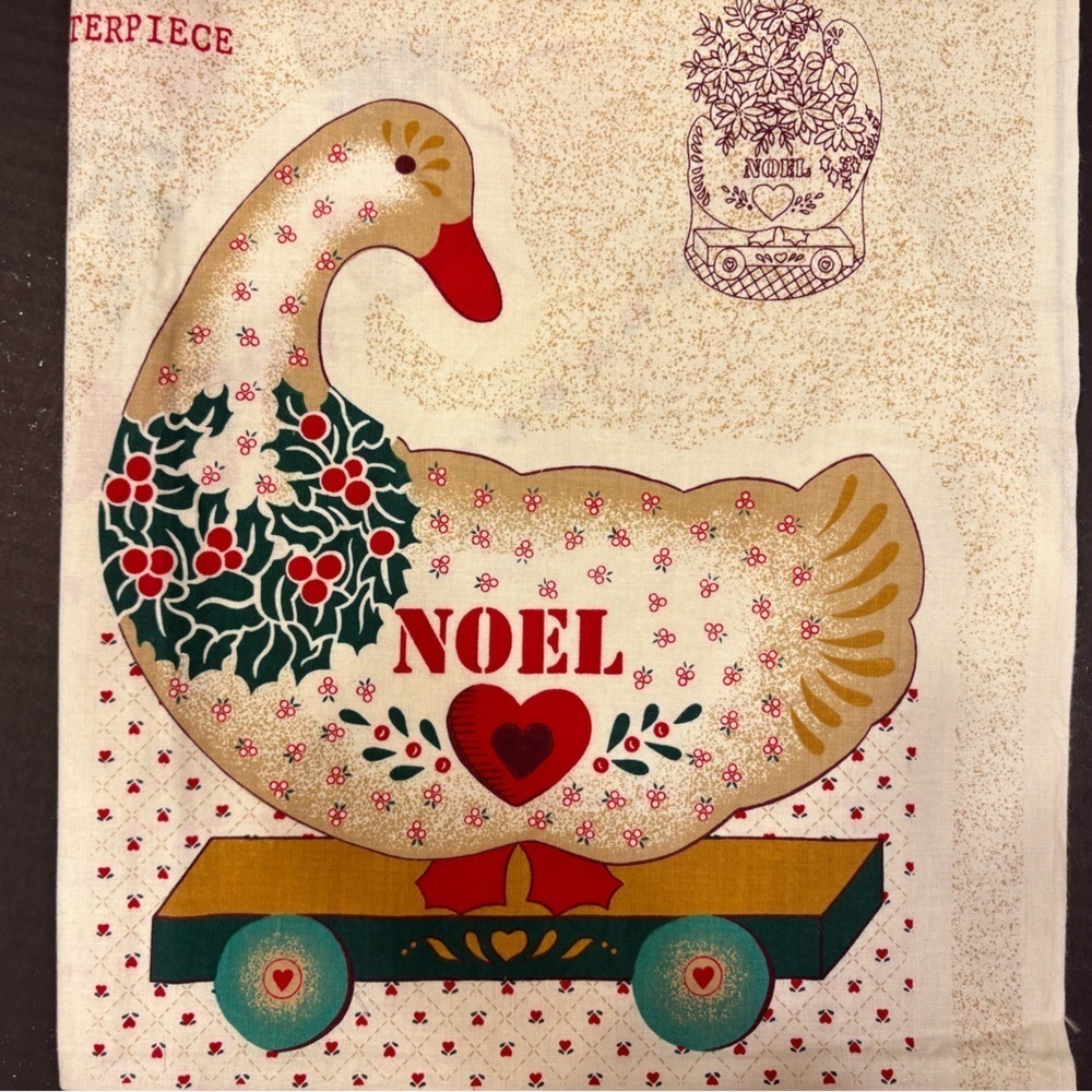 Vintage Country Classics Christmas Goose centerpiece cut & sew fabric NEW